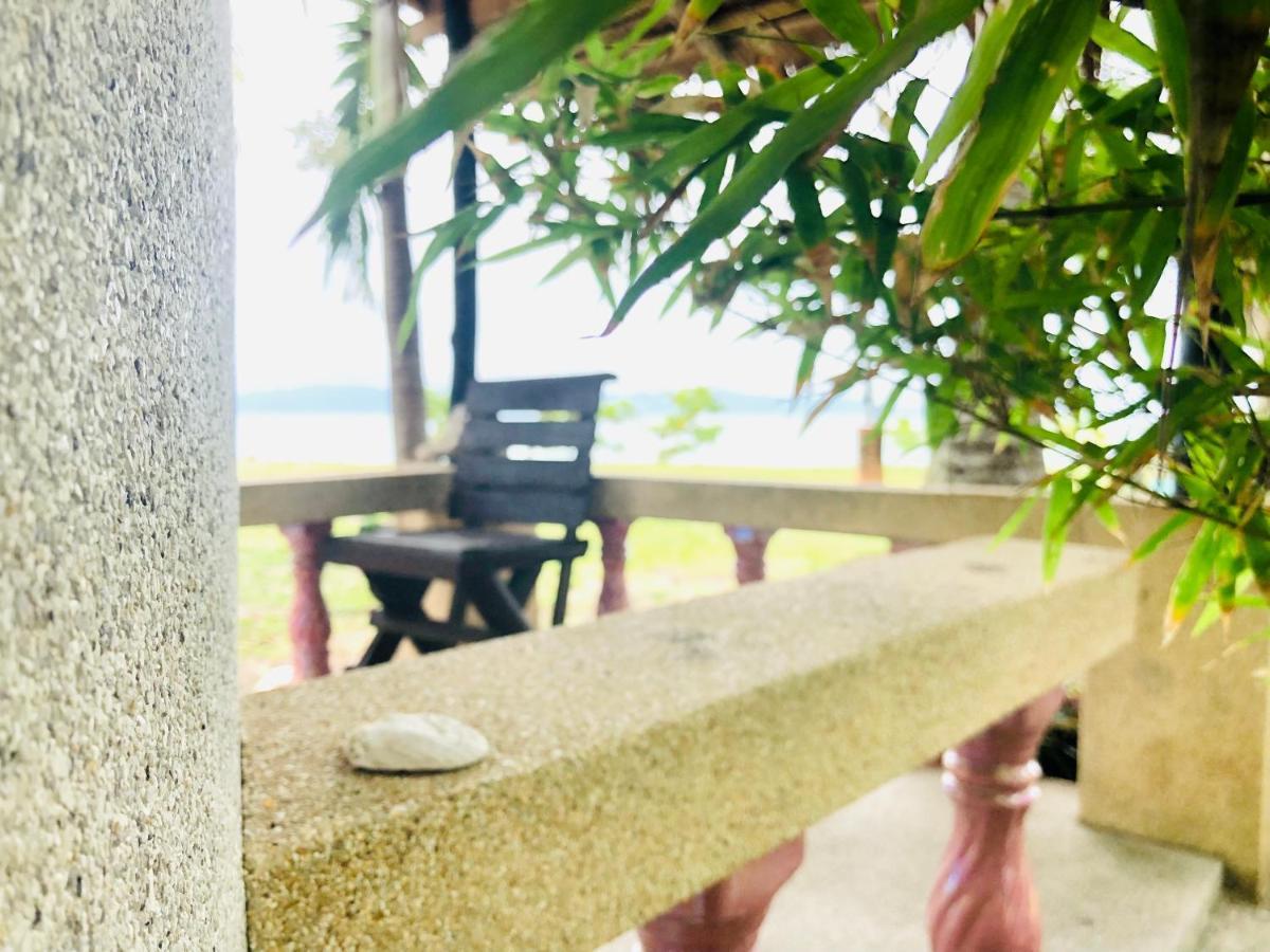 放松海滩度假村 帕干岛 外观 照片